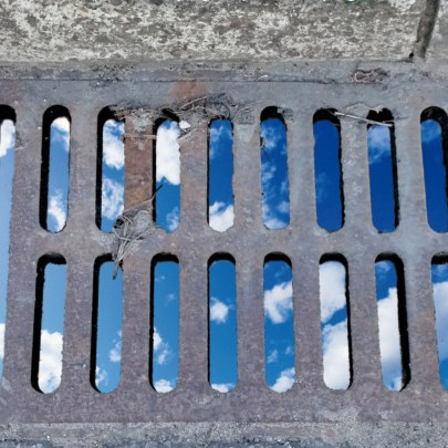 piosenka autorska: Pod Ziemią Nad Chmurami  - ilustracja utworu